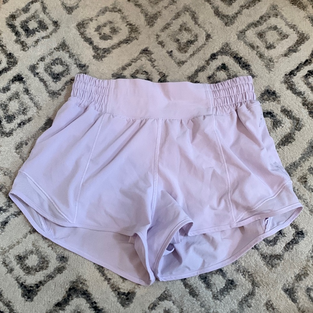 Lululemon hotty hot shorts size 2!